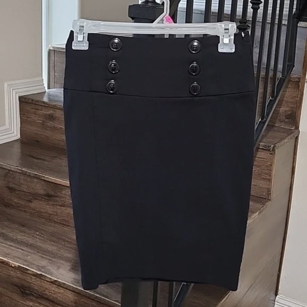 Pencil skirt